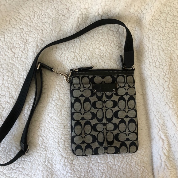 Coach Handbags - Coach Black & Gray Signature Crossbody